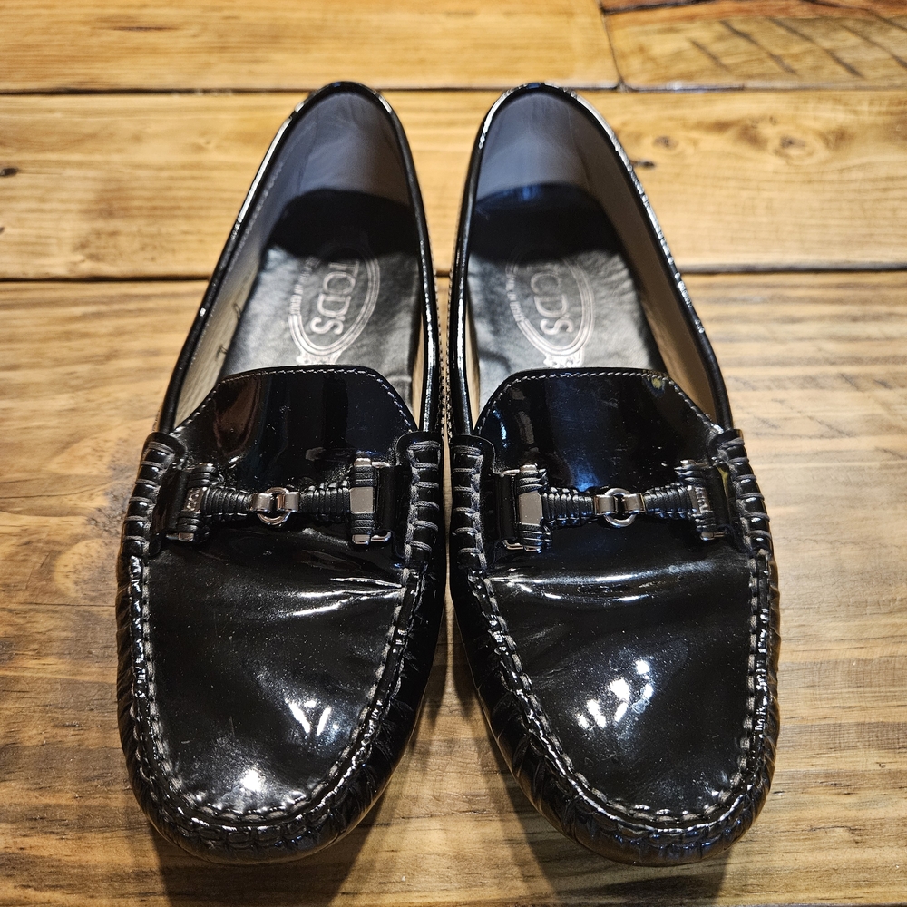 Tod's Ladies Black Patent Leather Driving Loafers Size 38